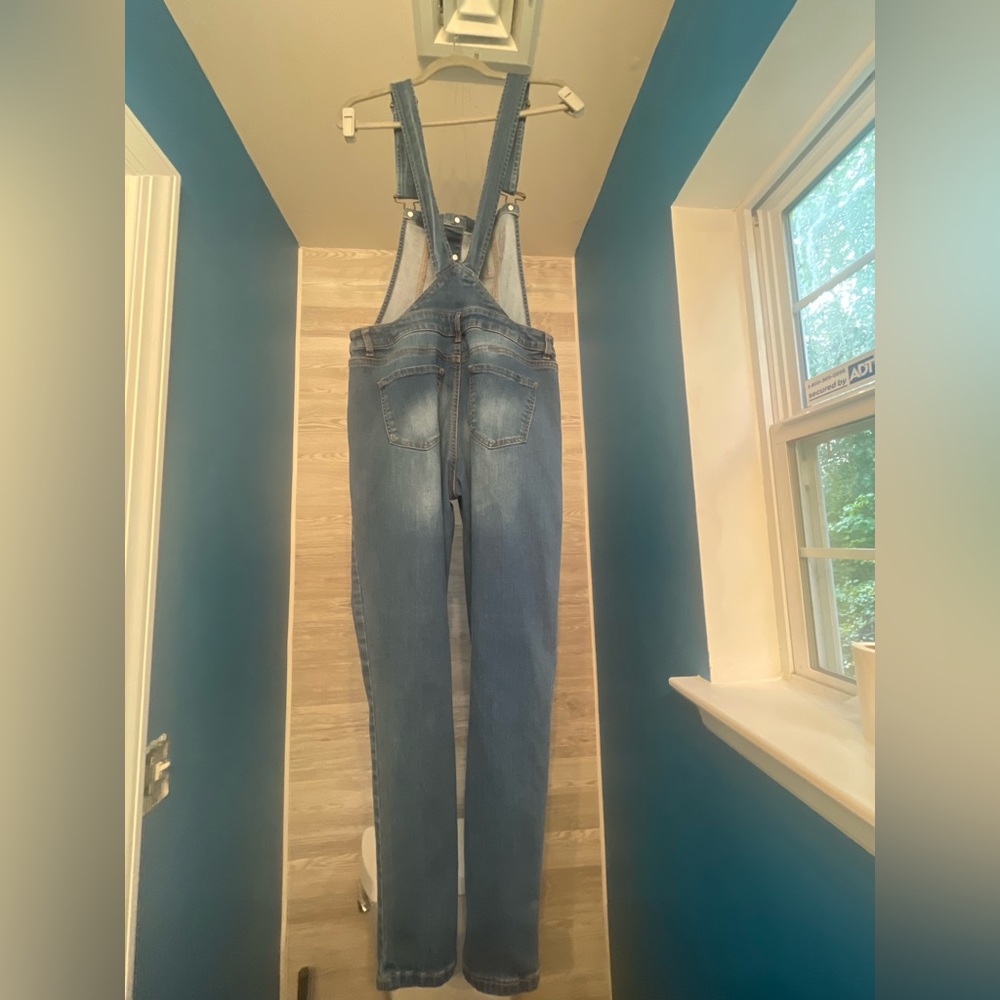 Overalls - Picture 4 of 4